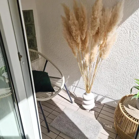 Schoene Im Zentrum Mit Self Check-in Und Free Wifi