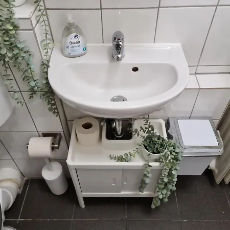 Lägenhet Schoene Im Zentrum Mit Self Check-in Und Free Wifi